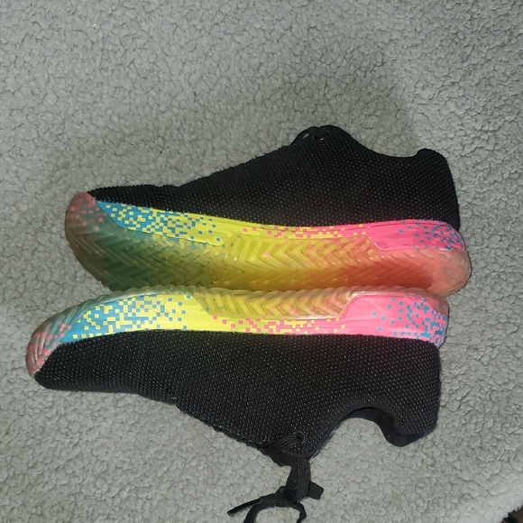 NOBULL Kids Black Sneakers with Colorful Sole - Picture 5 of 11